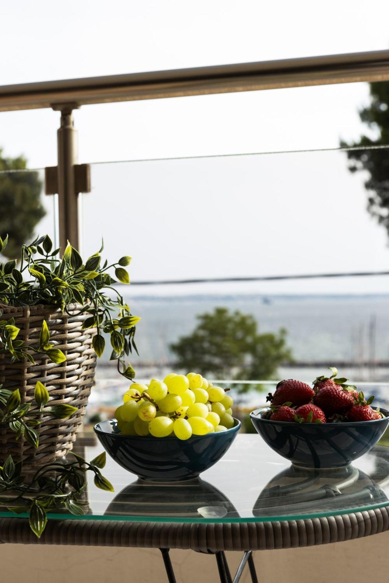 Champagne Sea View Apartment By Binobi! Θεσσαλονίκη Εξωτερικό φωτογραφία